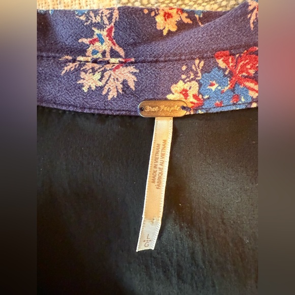 Free People Nora Midi Dress Floral Print Button Down the Front SZ L Black/Red - Picture 7 of 11